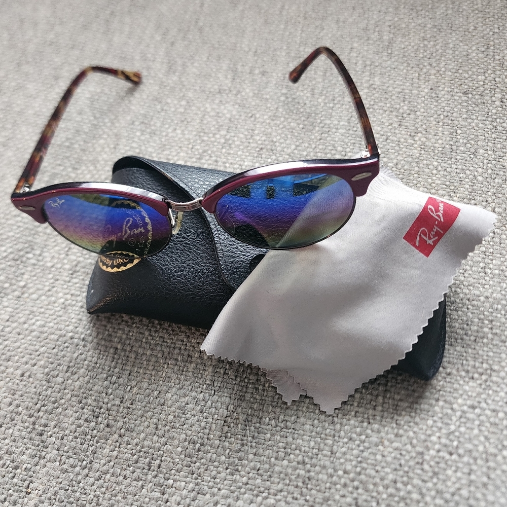Ray-Ban Clubround Classic Sunglasses RB4246 1222/C2